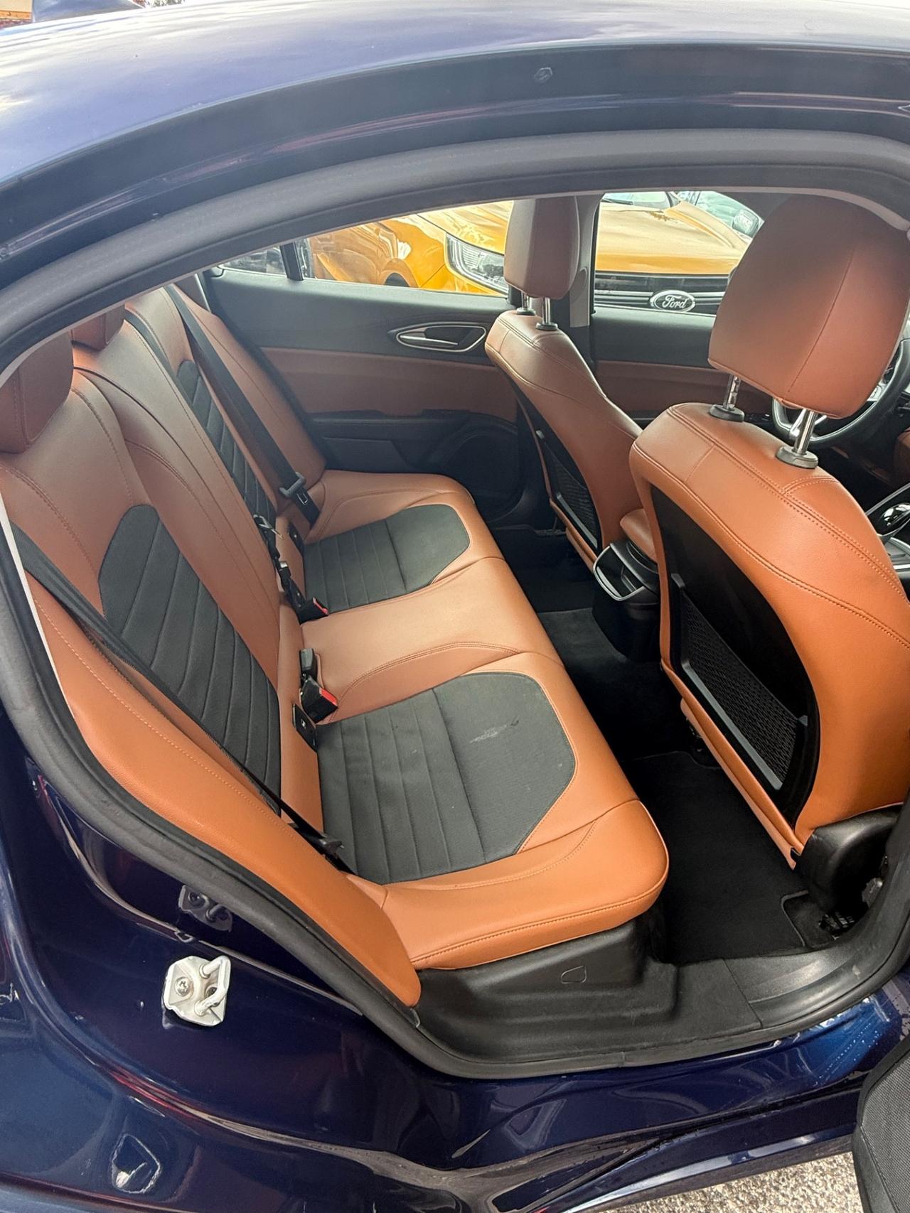 Giulia 2.2 150 CV AT8-veloce -rate-garanzia -