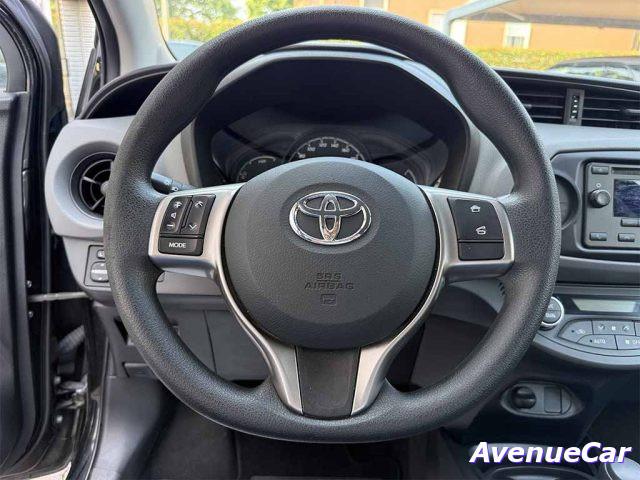 TOYOTA Yaris 5 p 1.5h AUTOMATICA X NEOPATENTATI PREZZO REALE