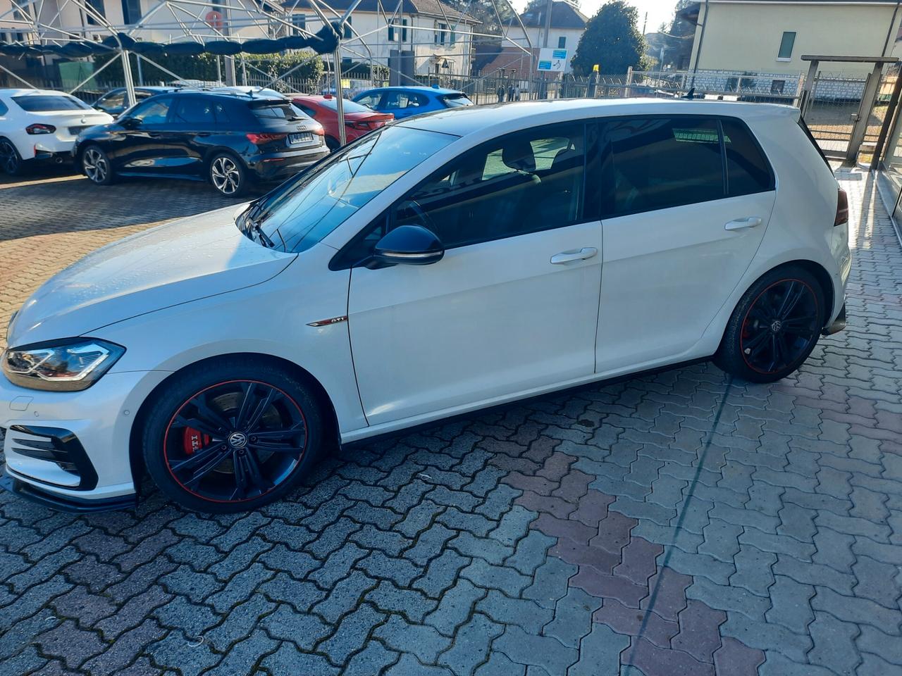 Volkswagen Golf GTI PERFORMANCE 18" FULL LED SENS PARK TASTO MODE VETRI SCURI FRENI POTENZIATI FORATI CONTO VENDITA