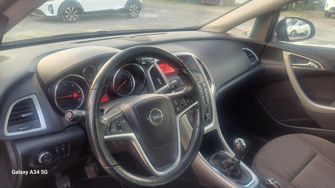 Opel Astra 1.7 CDTI 110CV Sports Tourer Cosmo