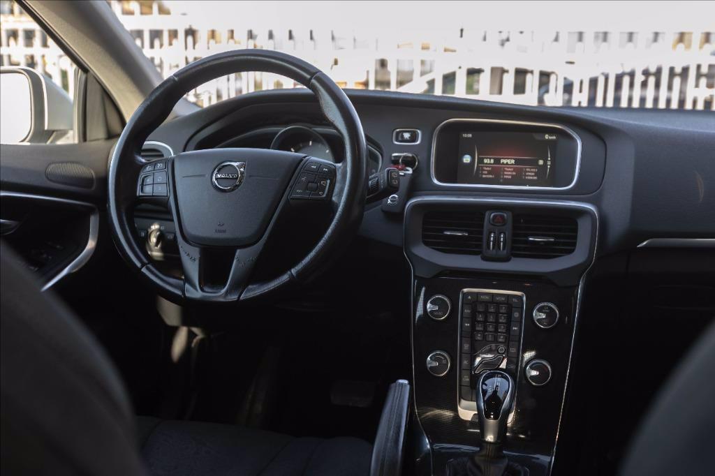 VOLVO V40 2.0 d2 Kinetic geartronic del 2016