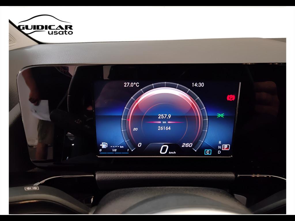 Mercedes-Benz Classe B - W247 2018 - B 180 d Sport auto