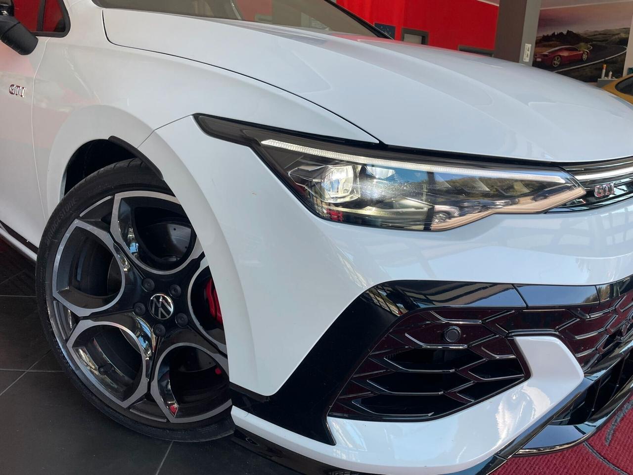 VOLKSWAGEN GOLF 2.0GTI 300cv CLUB SPORT *TETTO*