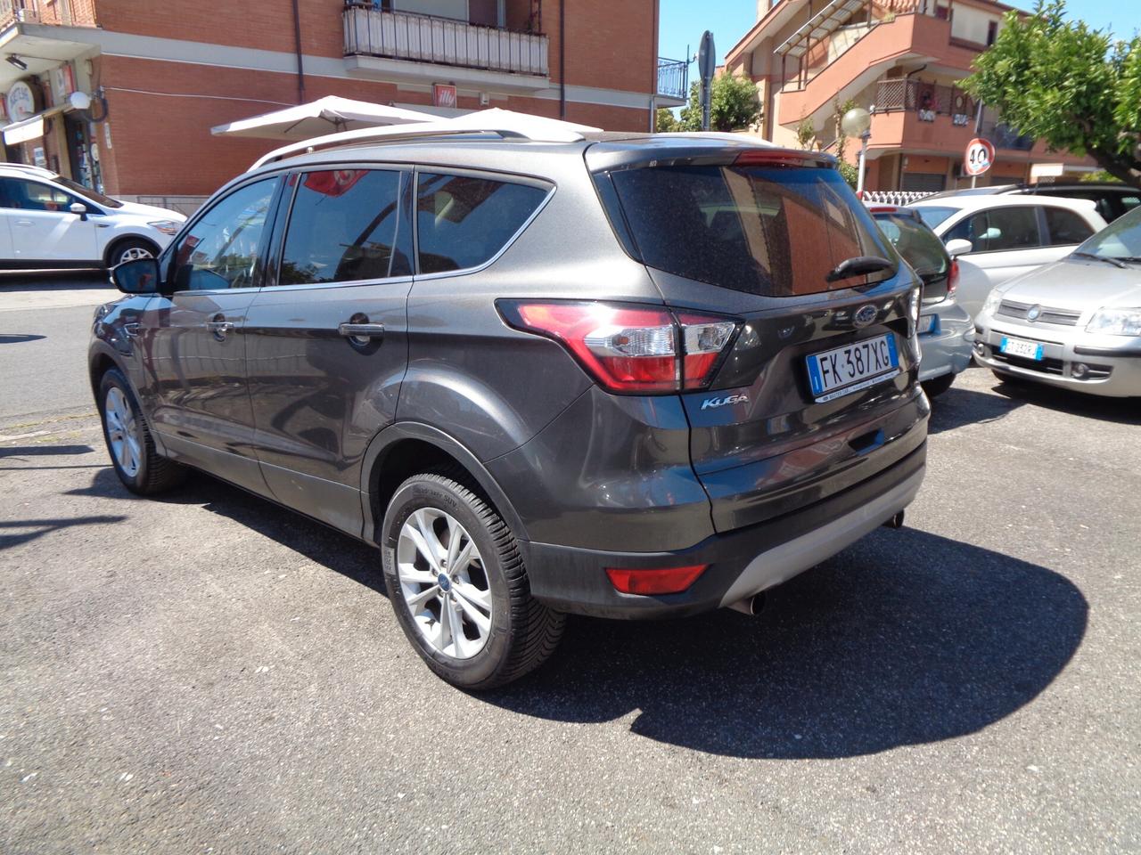 Ford Kuga 1.5 TDCI 120 CV S&S 2WD ST-Line