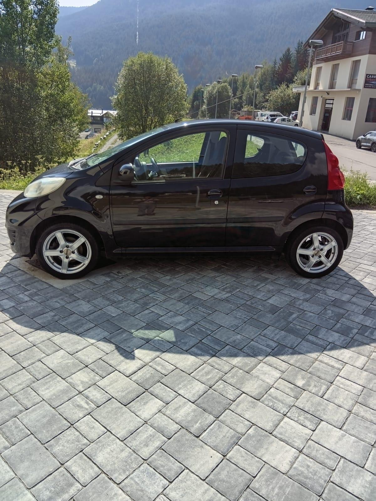 Peugeot 107 1.0 68CV 5p. Plaisir