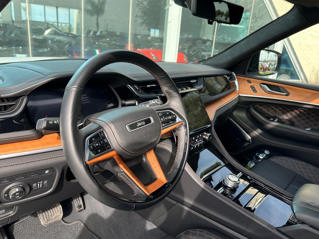 Jeep Grand Cherokee 4xe phev Limited possibilità noleggio noscoring