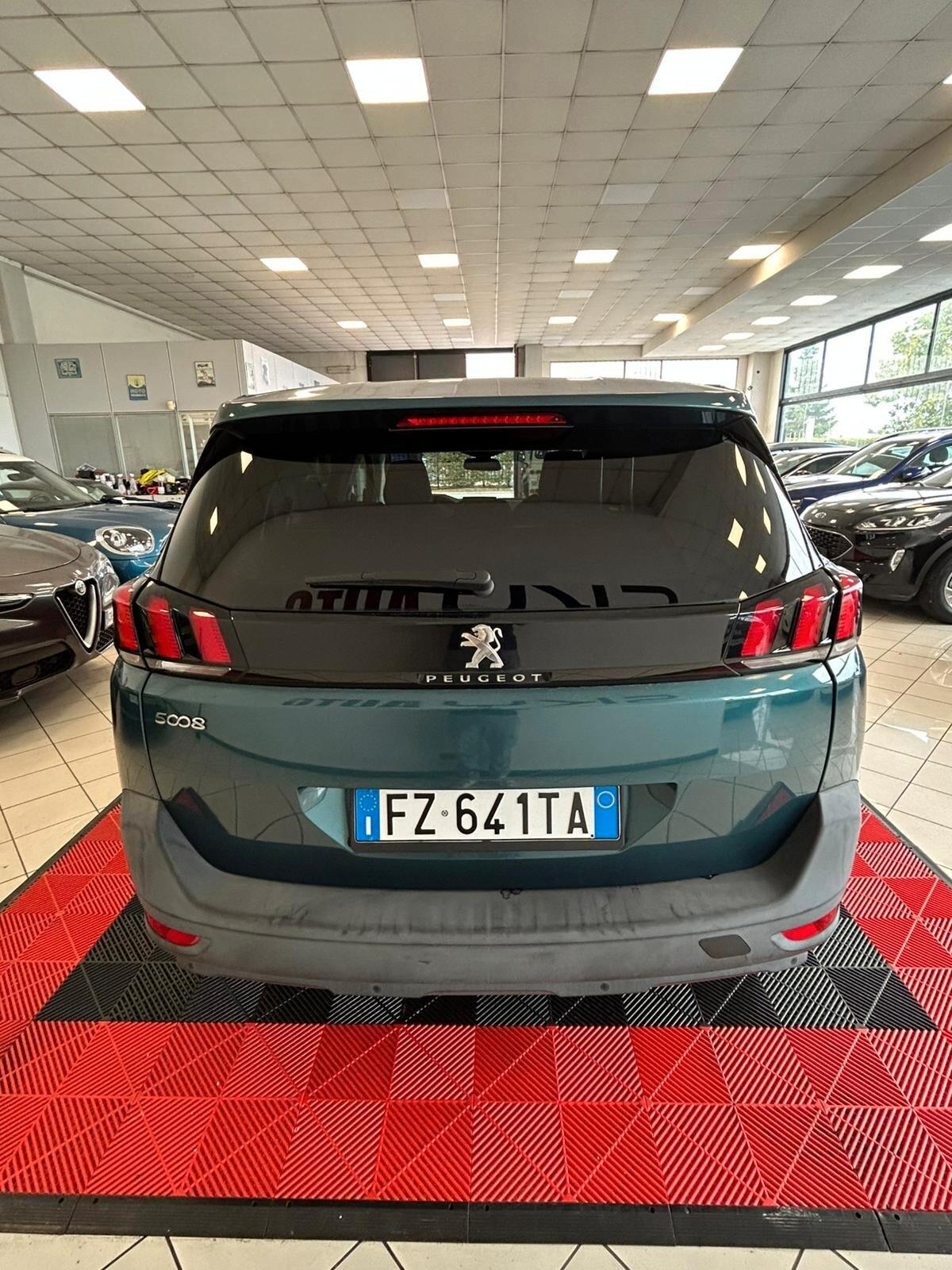 Peugeot 5008 BlueHDi 130 S&S EAT8 Allure (9 6kw) 2a serie ('17'-'25')
