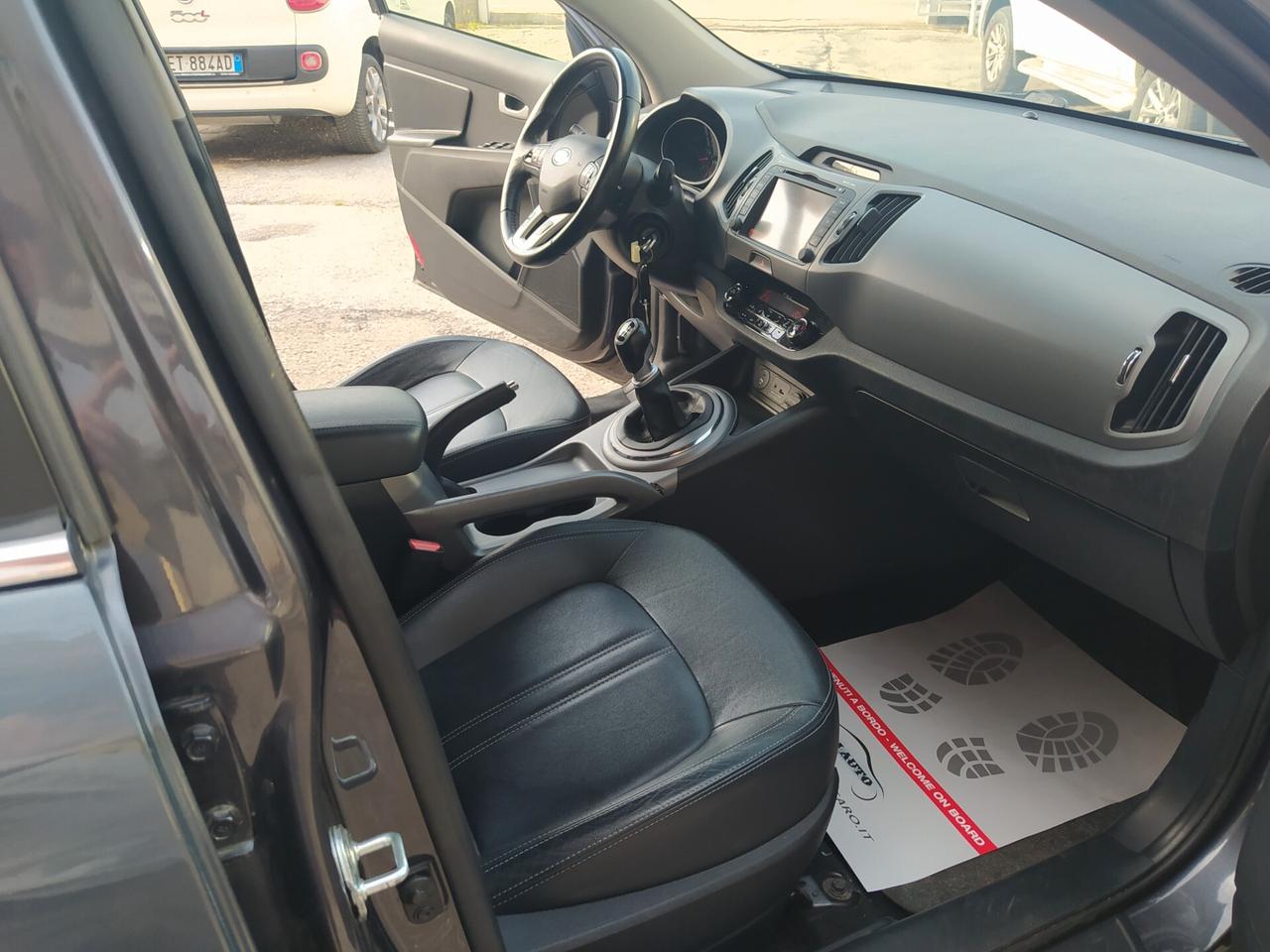 Kia Sportage 1.7 CRDI VGT 2WD high tech