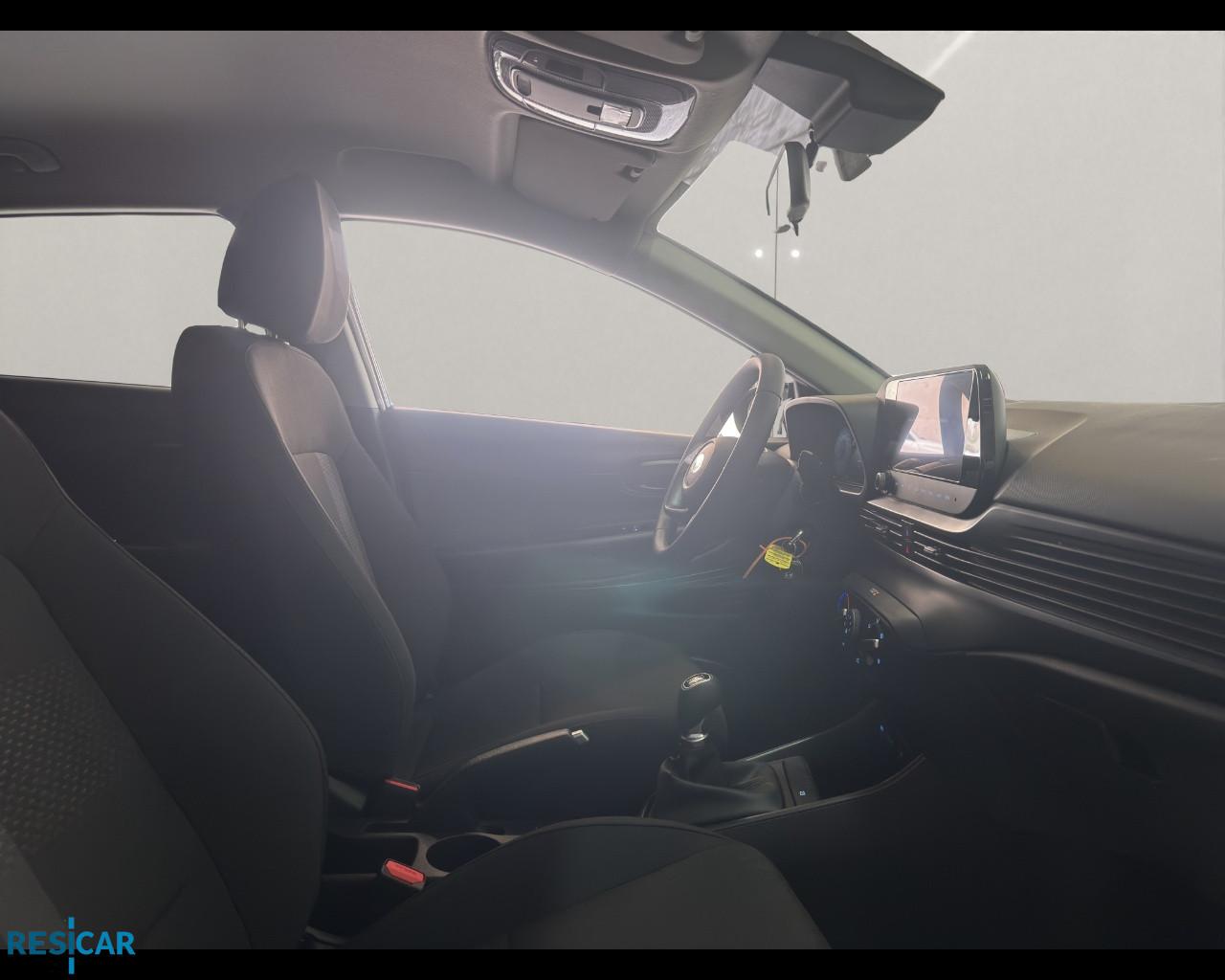 HYUNDAI I20 PE MY25 1.2 MT CONNECTLINE