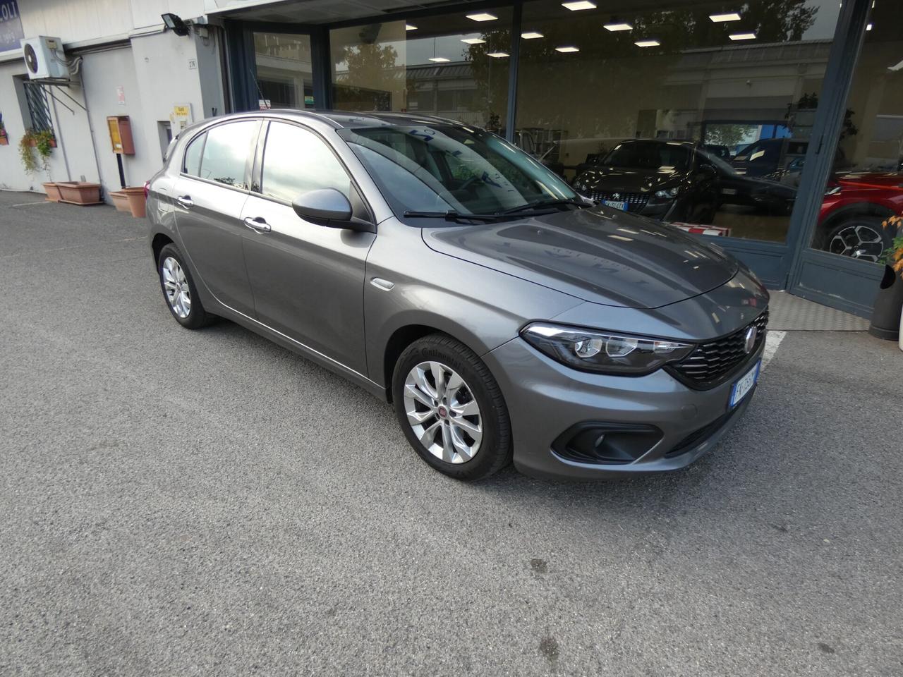 FIAT Tipo (2015-->) Tipo 1.4 T-Jet 120CV 5 port...