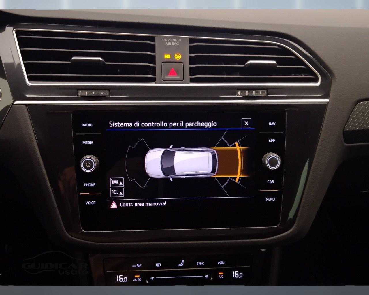 VOLKSWAGEN Tiguan II 2021 - Tiguan 2.0 tdi R-Line 4motion 150cv dsg