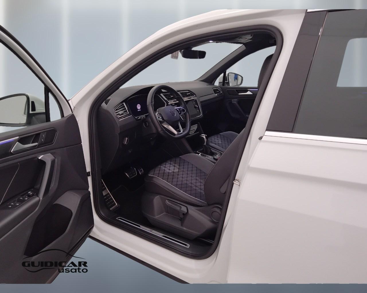 VOLKSWAGEN Tiguan II 2021 - Tiguan 2.0 tdi R-Line 4motion 150cv dsg