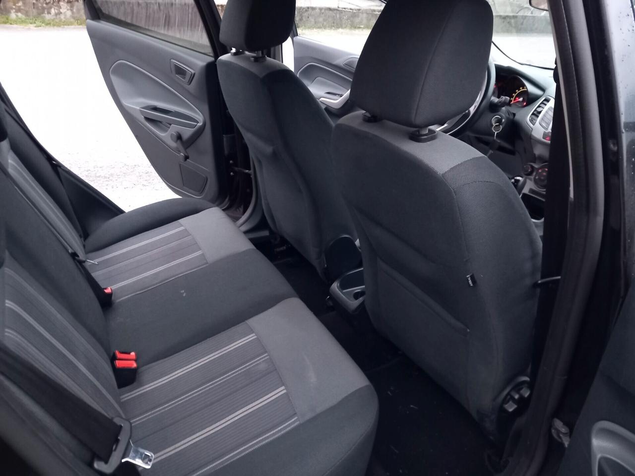 Ford Fiesta 1.4 96CV AUTOMATICA 5 porte