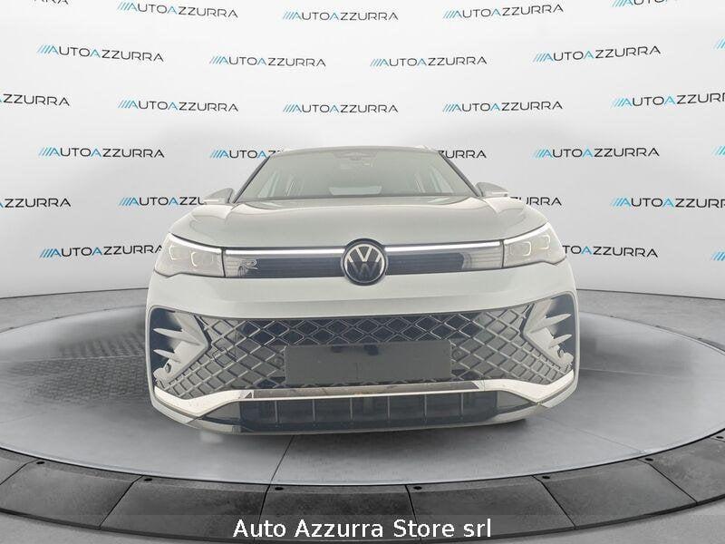 Volkswagen Tiguan Tiguan 2.0 tdi R-Line 150cv dsg *PROMO AZZURRA*