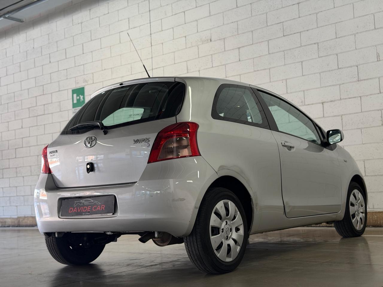 Toyota Yaris 1.3 3 porte Sol 13.000km