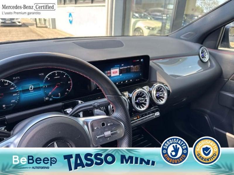 Mercedes-Benz GLA 200 D PREMIUM 4MATIC AUTO