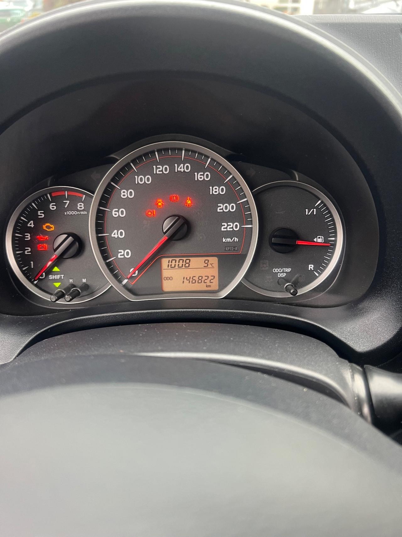 Toyota Yaris 1.0 5 porte