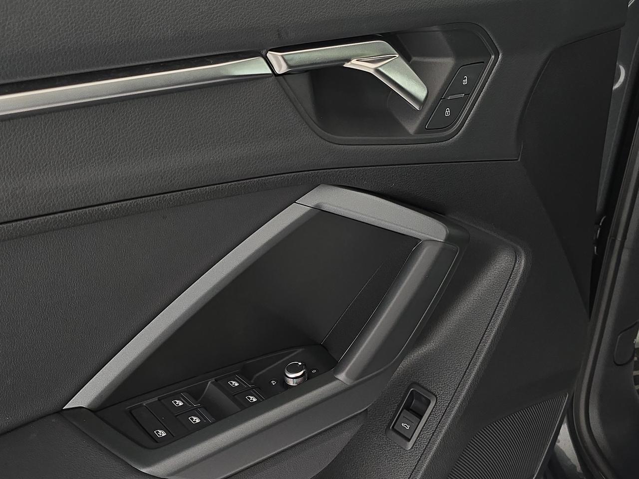 Audi Q3 sportback 35 2.0 tdi s line edition s-tronic