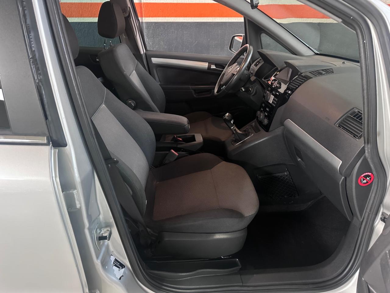 Opel Zafira 1.6 16V ecoM 150CV Turbo One