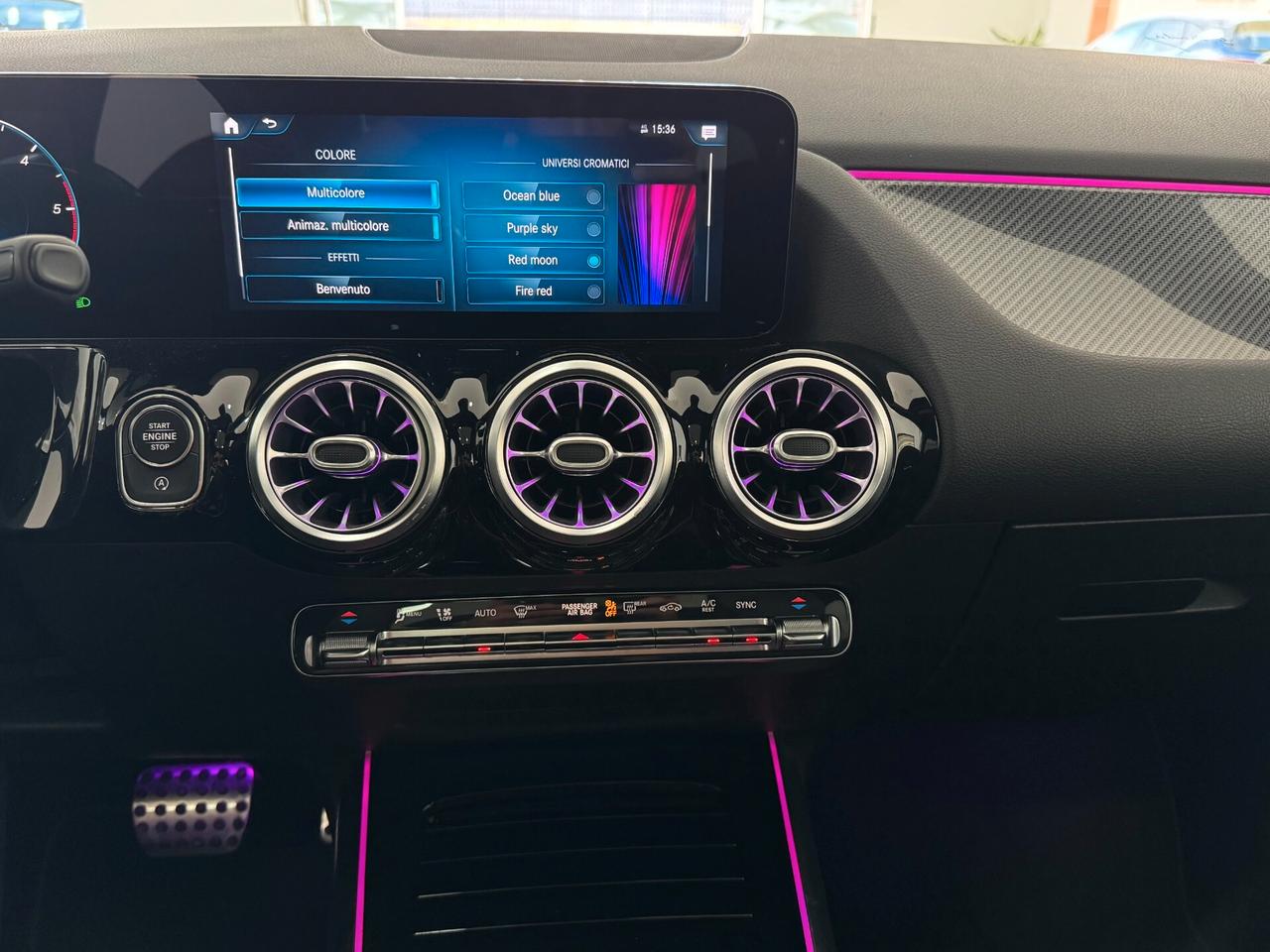 Mercedes GLA180d Automatic Premium AMG Tetto apribile