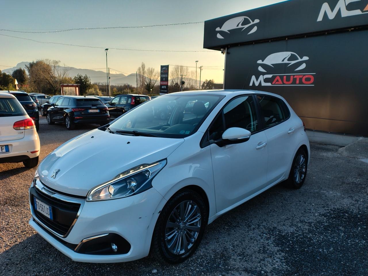 Peugeot 208 BlueHDi 75 5 porte Allure