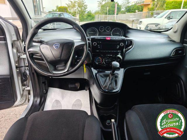 LANCIA Ypsilon 0.9 TwinAir 85 CV 5 porte S&S DFN Gold