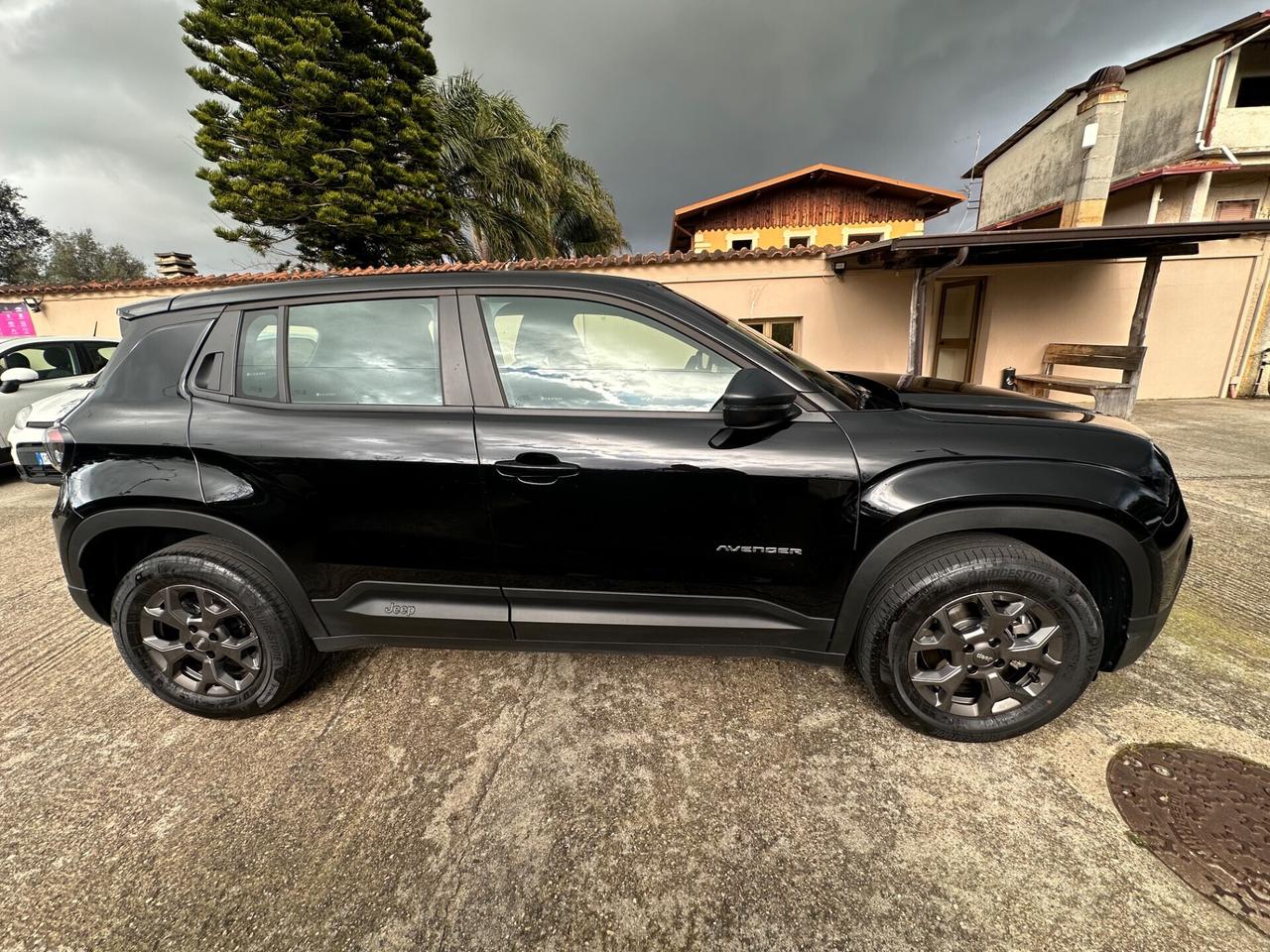 Jeep Avenger 1.2 Turbo 100 CV MHEV Altitude