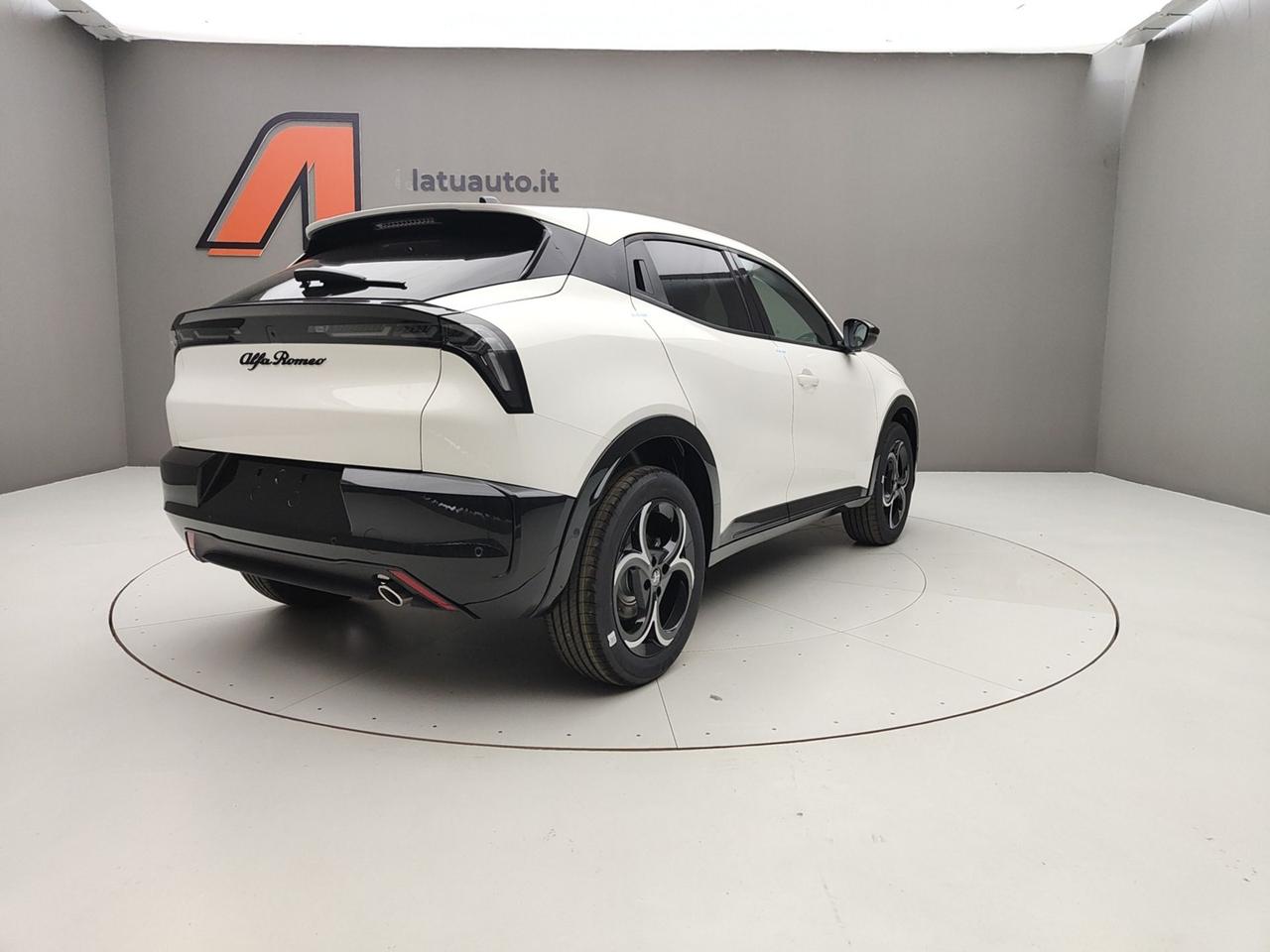 ALFA ROMEO Junior 1.2 HYBRID 145CV Q4