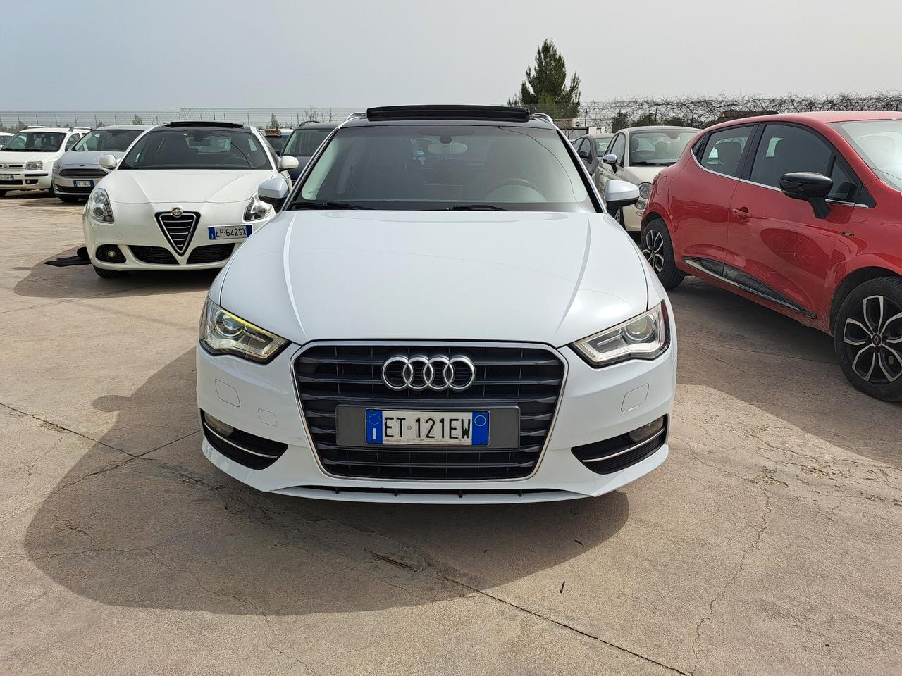 Audi A3 1.6 TDI S-LINE TETTO APRIBILE