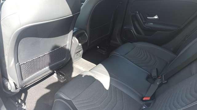 Mercedes-Benz A 180 d ** AUTOM+LED+NAVI+UNIPRO+FULL **