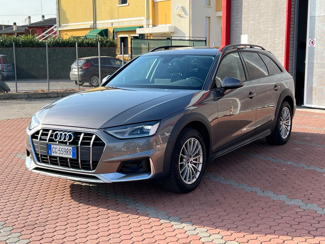 Audi A4 allroad A4 allroad 40 TDI 204 CV S tronic Identity Contrast