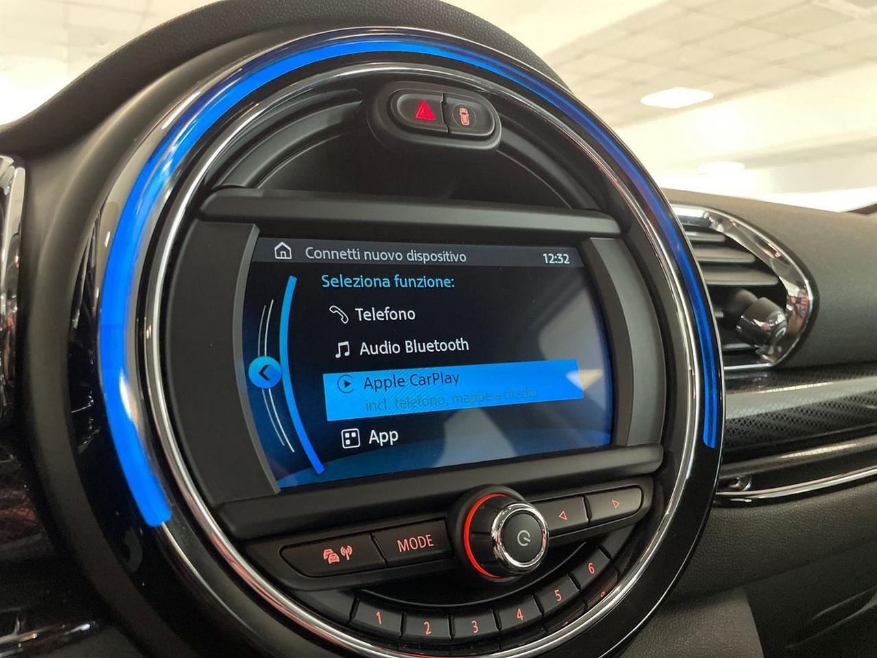 MINI Mini IV F54 2019 Clubman - Mini Clubman 1.5 One D Business auto
