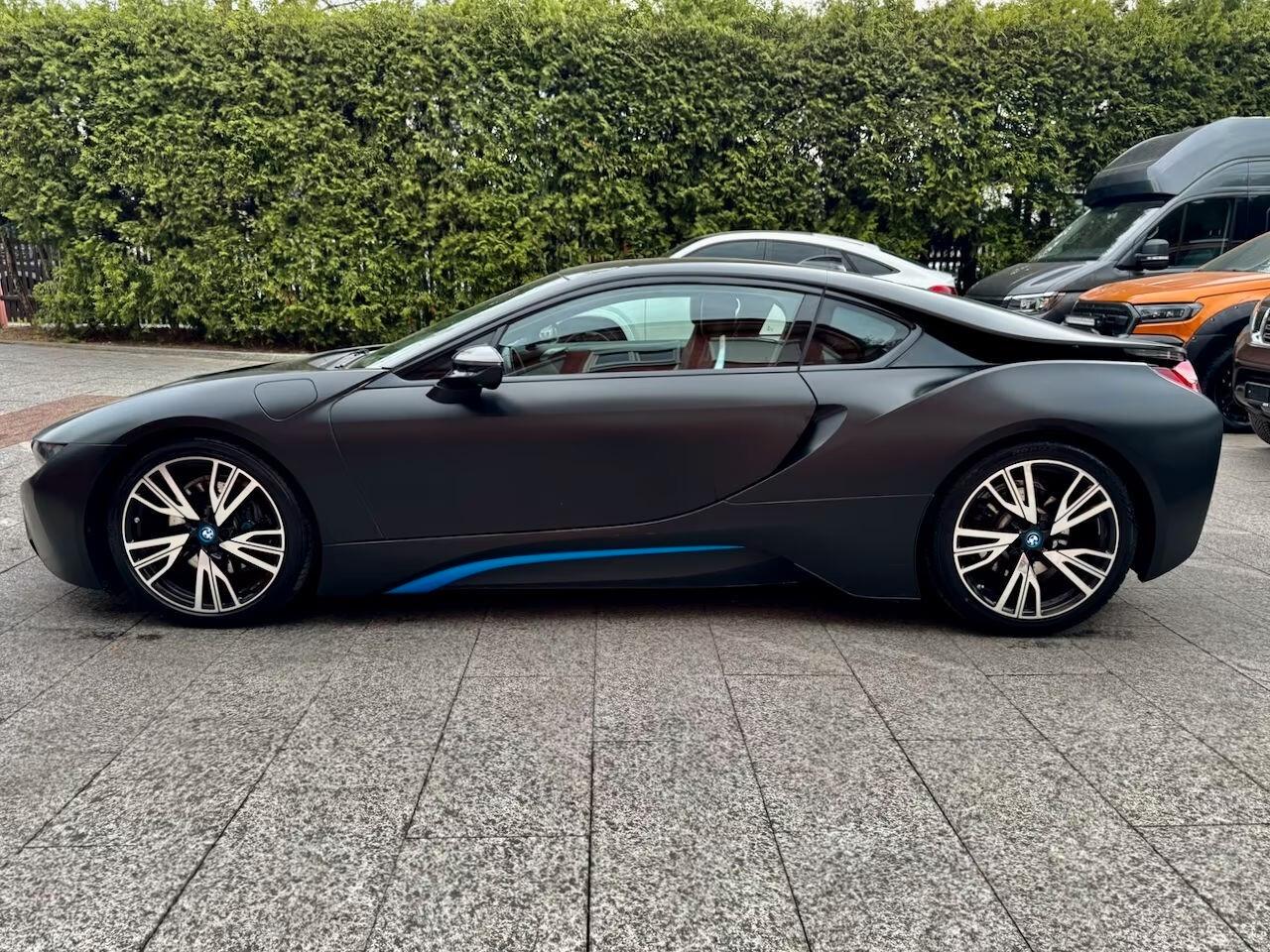 Bmw i8 Coupé xDrive *Display Key*HUD*360°*20 pollici