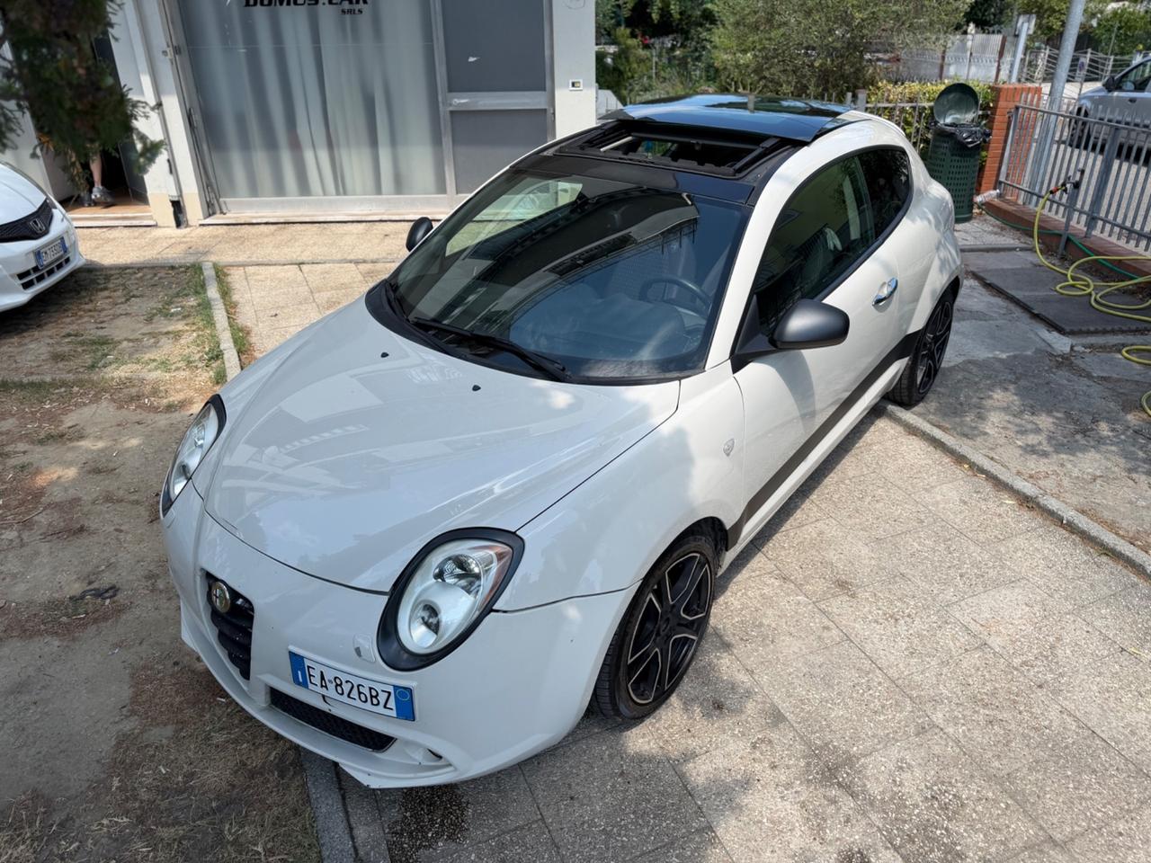 Alfa Romeo MiTo 1.6 JTDm 16V Distinctive Premium Pack