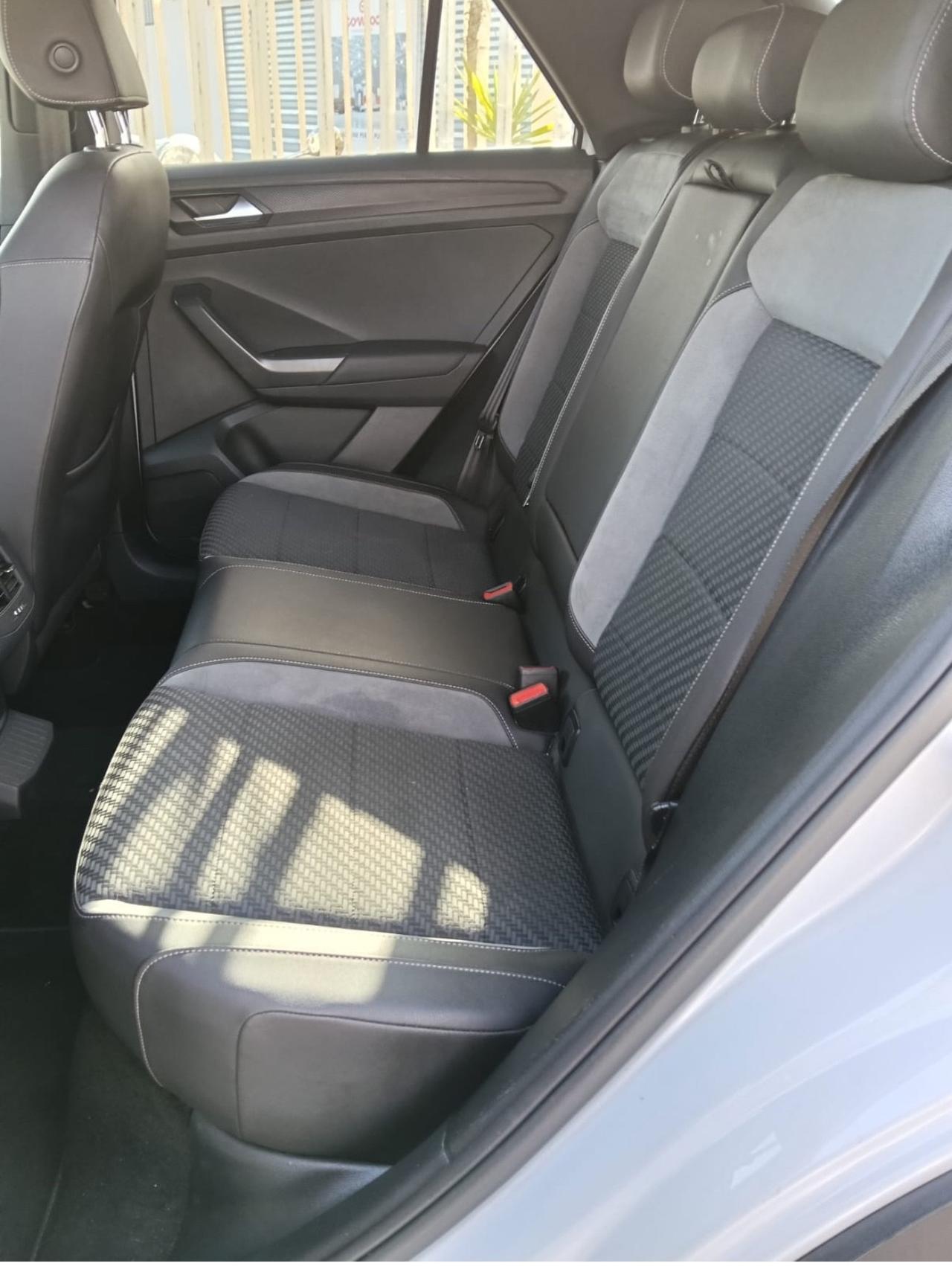 Volkswagen T-Roc 2.0 TDI SCR 150 CV R-Line