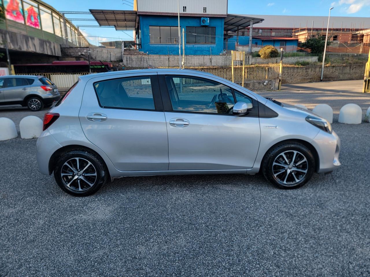 Toyota Yaris 1.5 Hybrid 5 porte GARANZIA NAVY