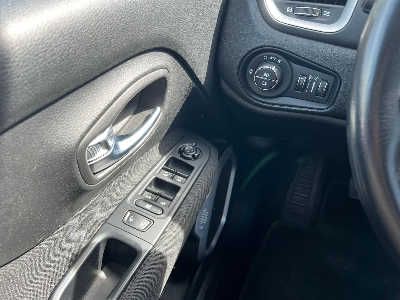 Jeep Renegade 1.6 GPL Longitude
