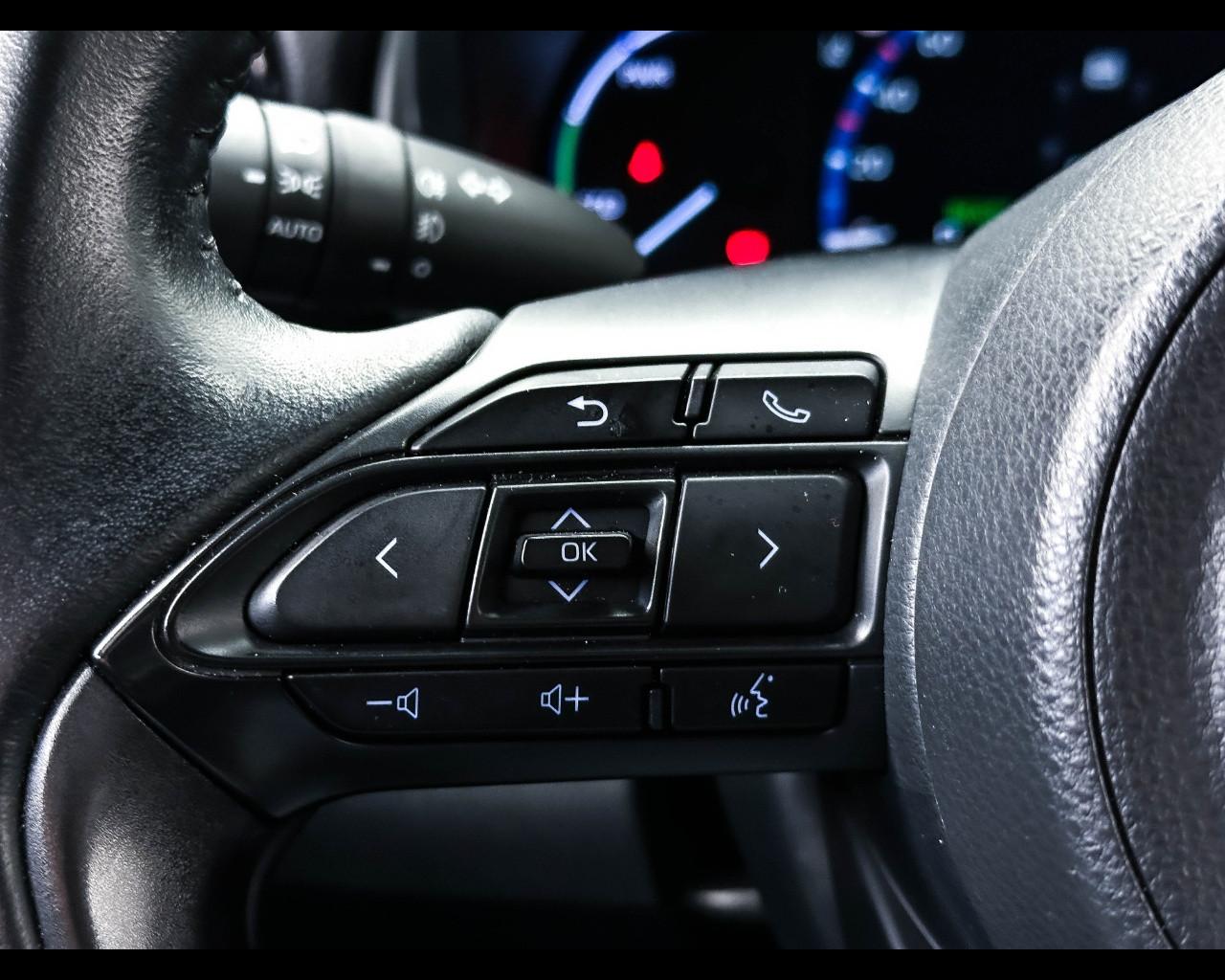 TOYOTA Yaris Cross - Yaris Cross 1.5 Hybrid 5p. E-CVT AWD-i Trend