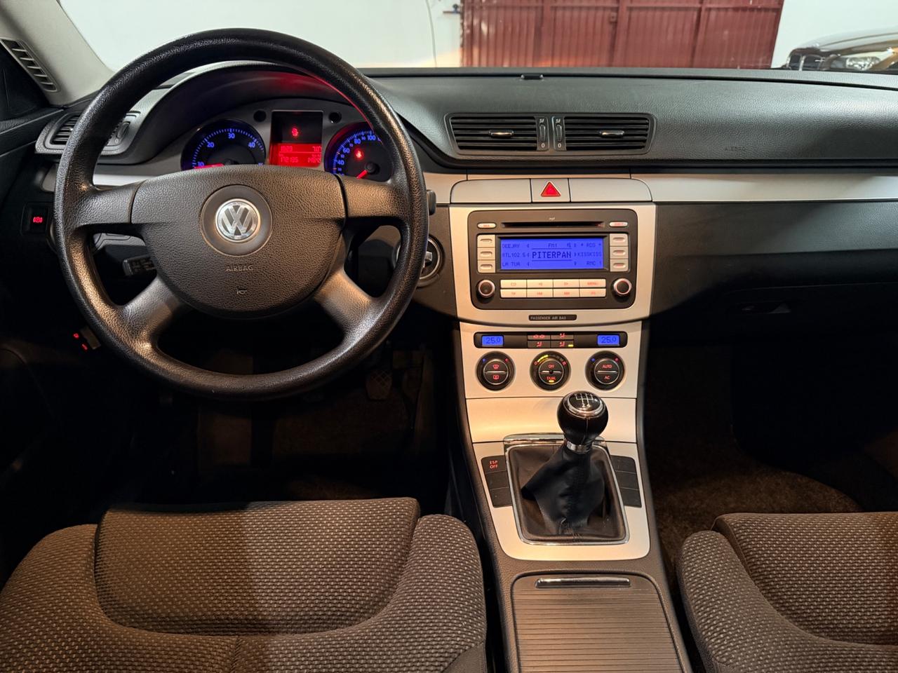 Volkswagen Passat 1.9 TDI/105CV Var. Comfortline
