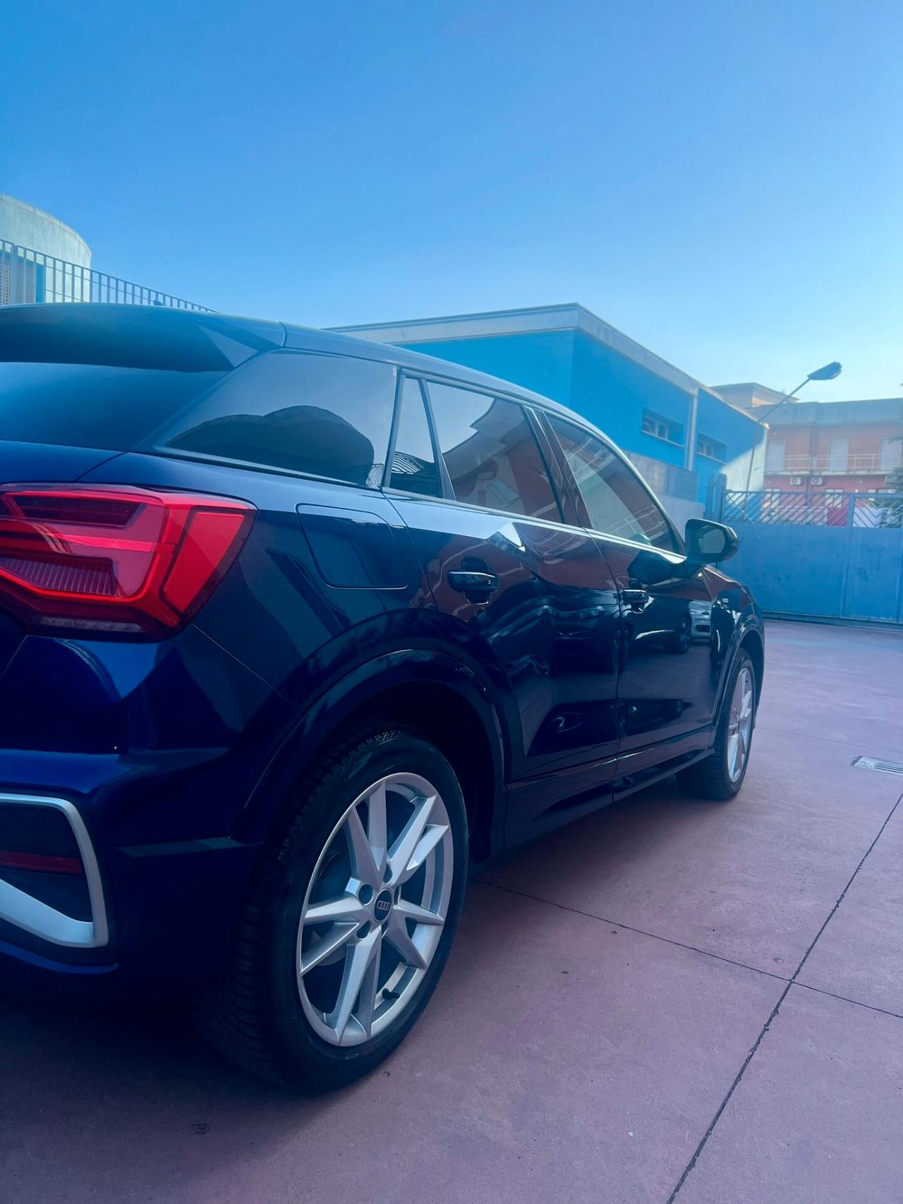 Audi Q2 30 TDI S line Edition