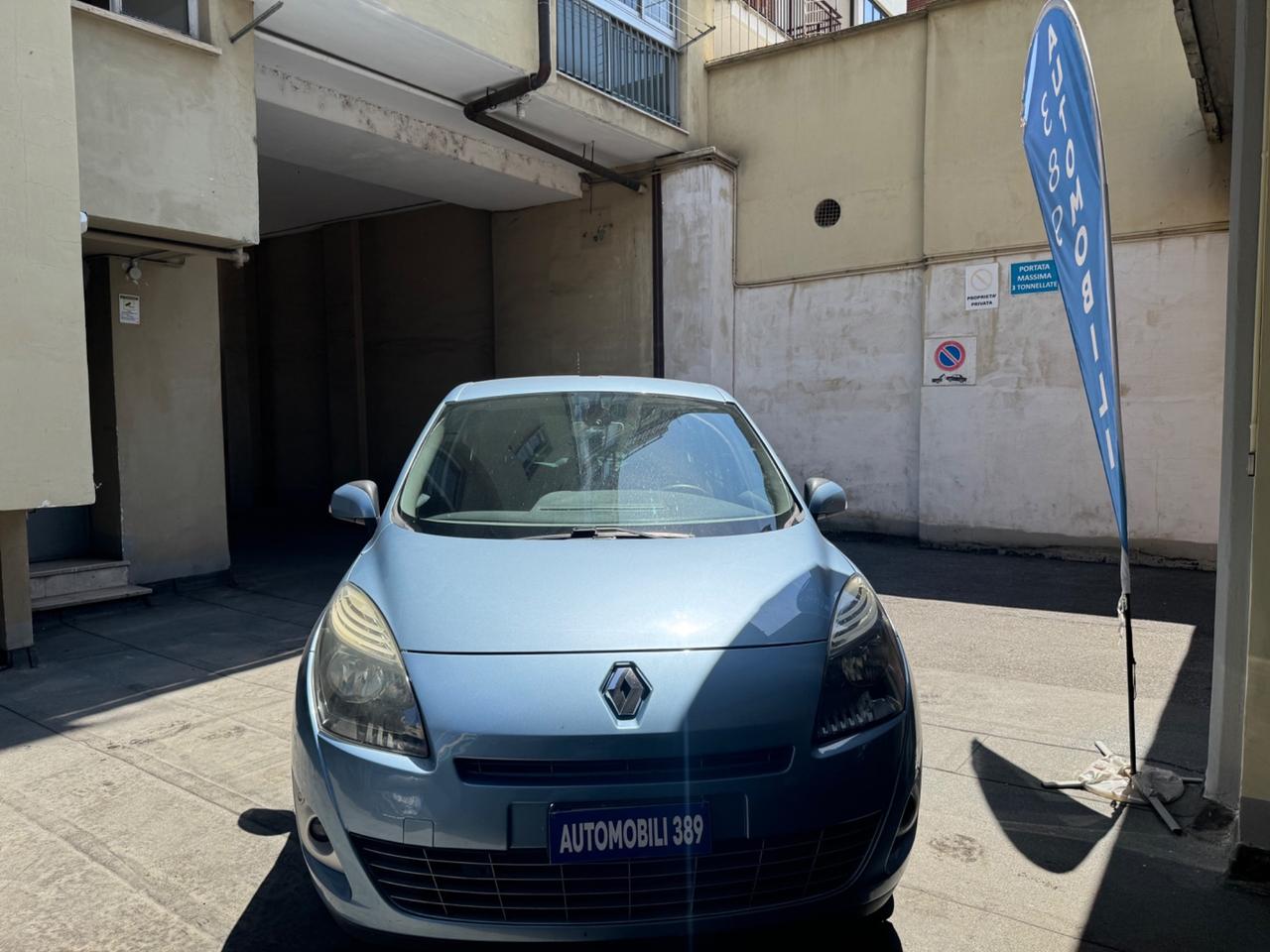 Renault Scenic Scénic X-Mod 1.9 dCi 130CV Luxe