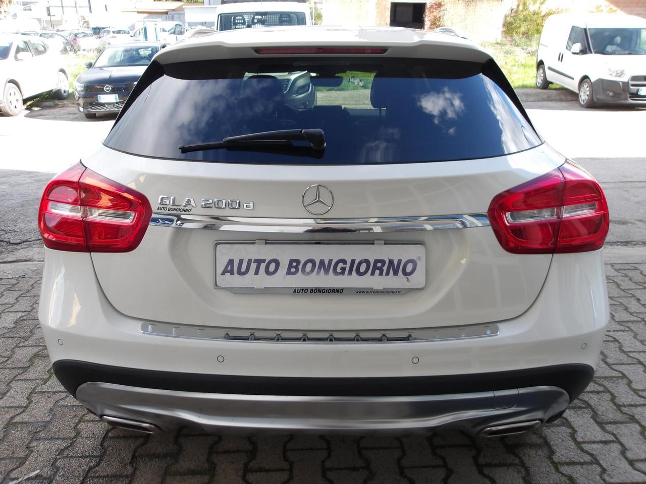 Mercedes GLA 200 d (cdi) Sport auto *TETTO APRIBILE*