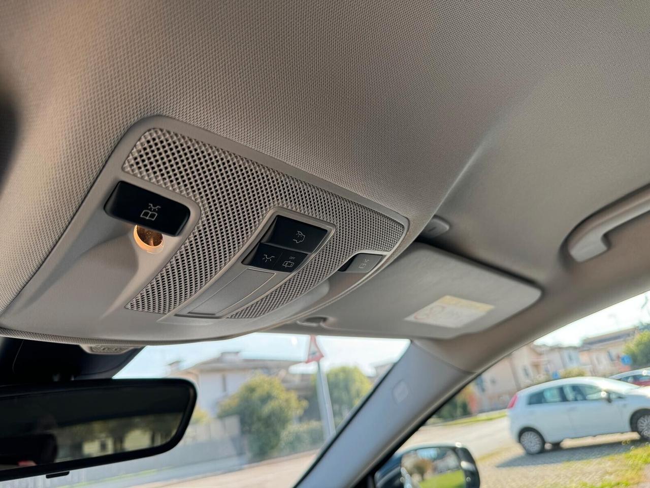 Infiniti Q30 1.5 diesel Premium Tech