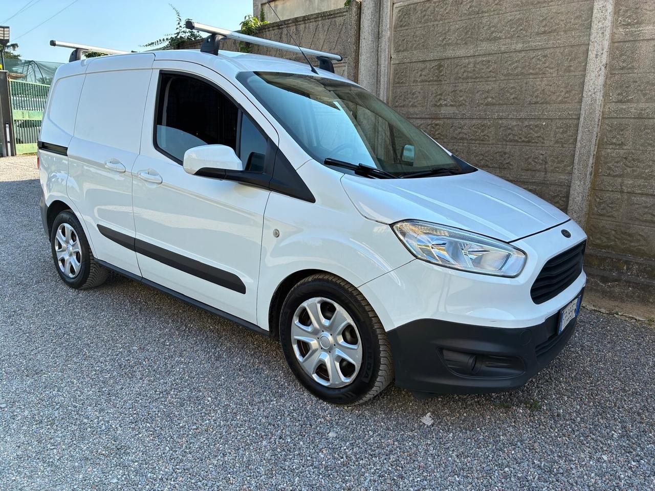 Ford Transit Courier 1.5 TDCi 75CV Van Trend