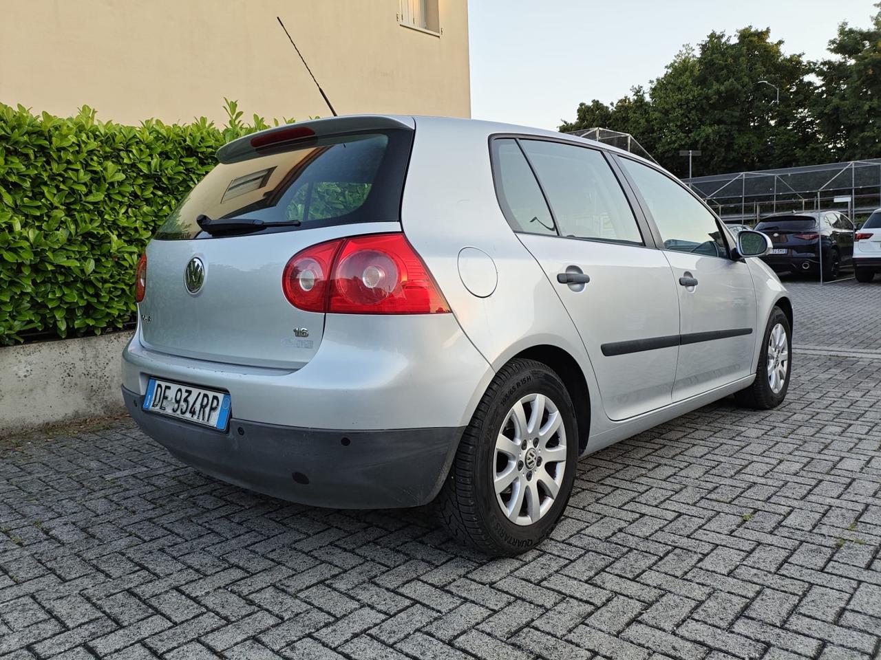 Volkswagen Golf 1.6 5p. Comfortline