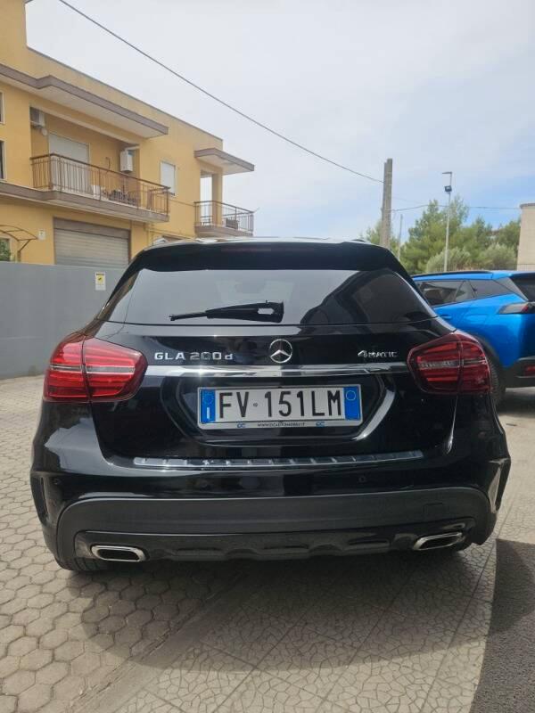 Mercedes Classe GLA 200 d Premium 4matic auto