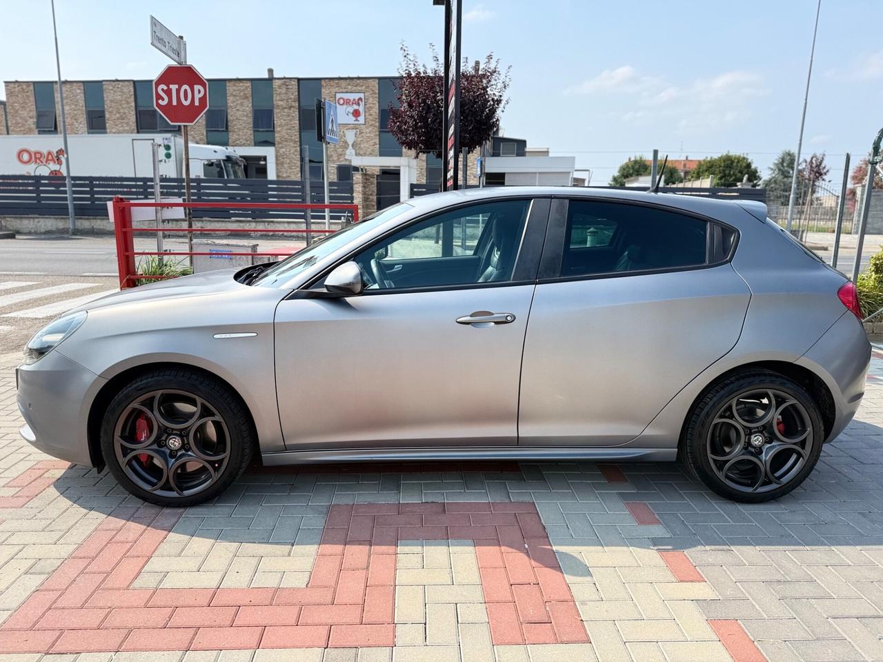 Alfa Romeo Giulietta 1.6 JTDm 120 CV QUADRIFOGLIO