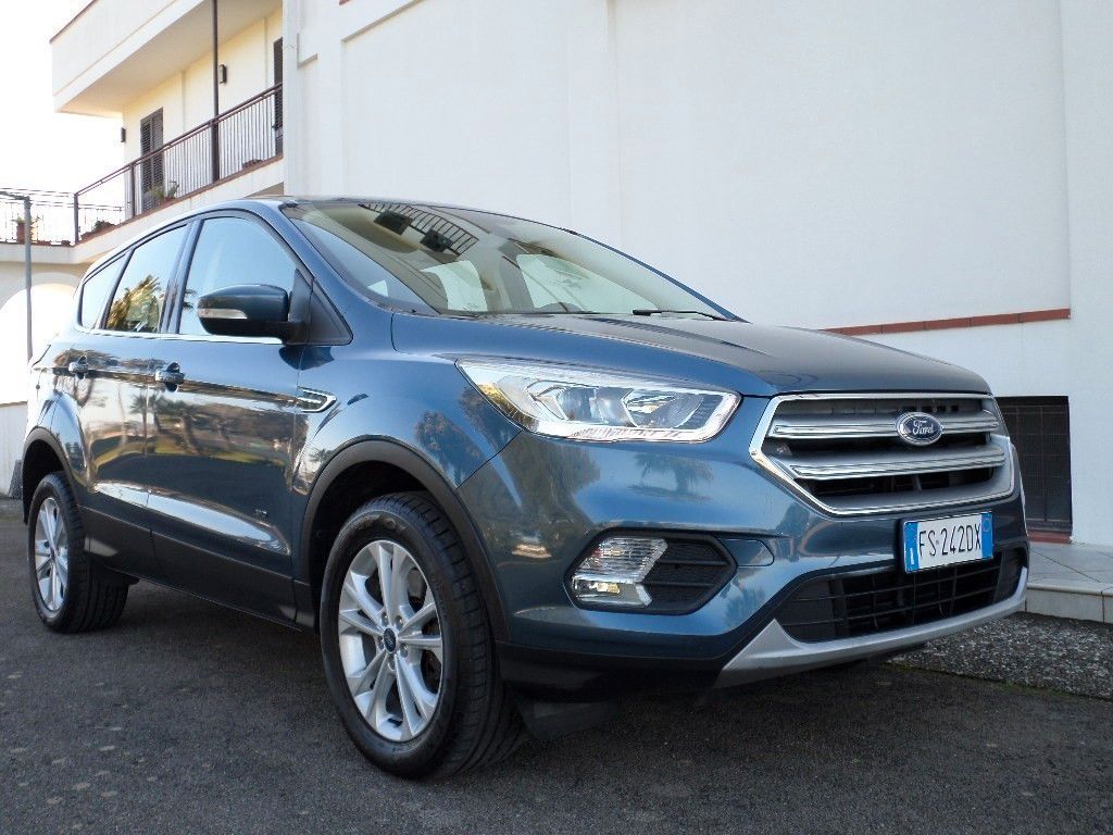 FORD KUGA 2.0TDCI AWD TITANIUM Cambio AUTOMATICO KM REALI