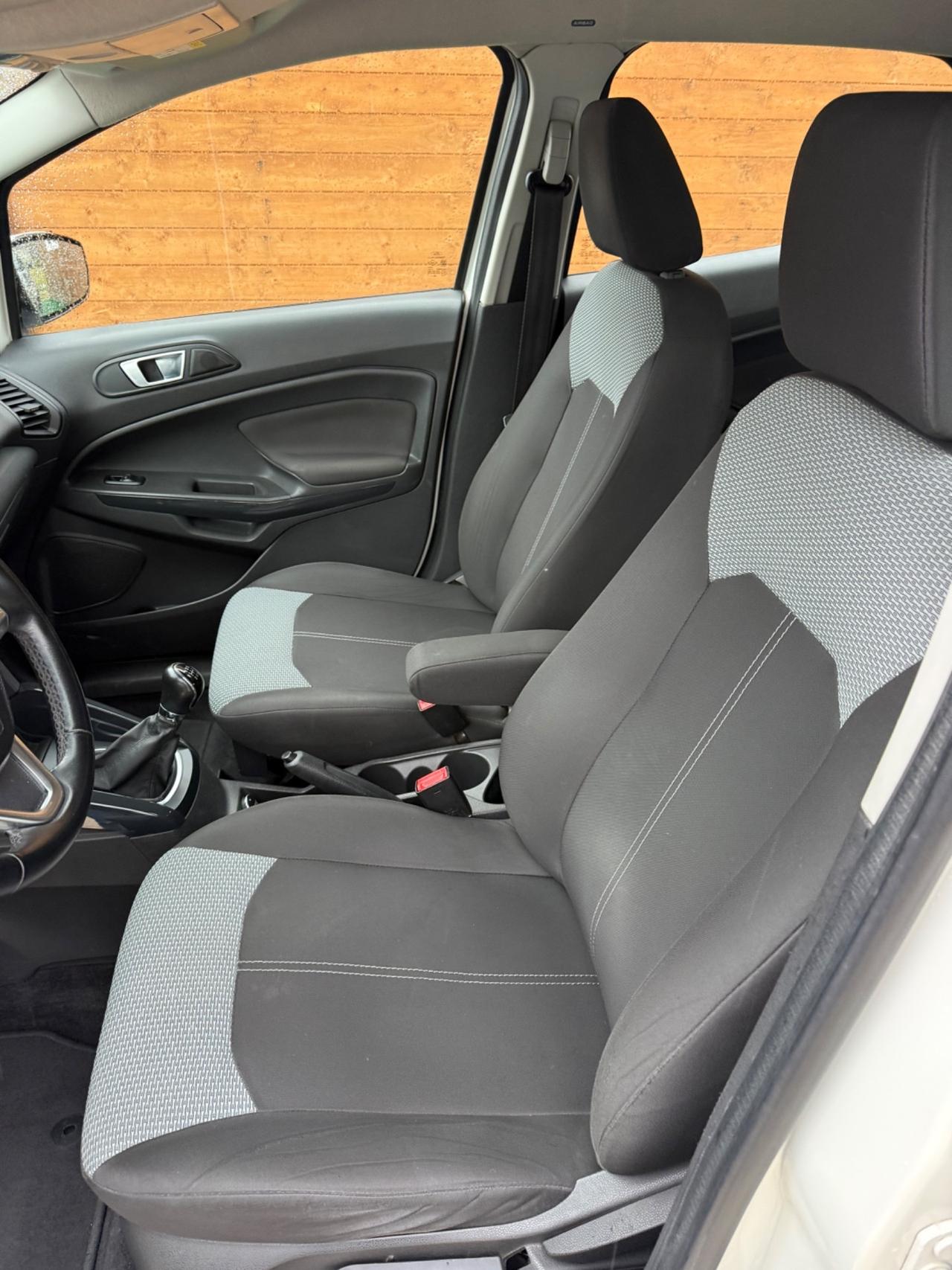 Ford EcoSport 1.5 TDCi 95 CV Titanium S modello full