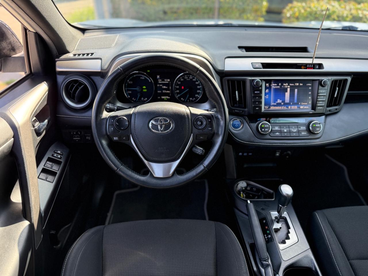 Toyota RAV 4 2.5 Hybrid 2WD 155CV 2018